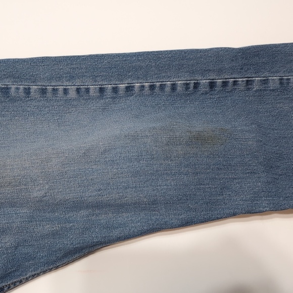 Levi's Regular Fit Light Wash Jeans - Picture 2 of 7